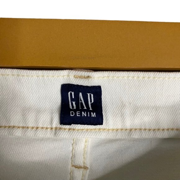 Gap Women's Cheeky Straight Off-White Button Fly Denim Crop Jeans - Picture 5 of 10